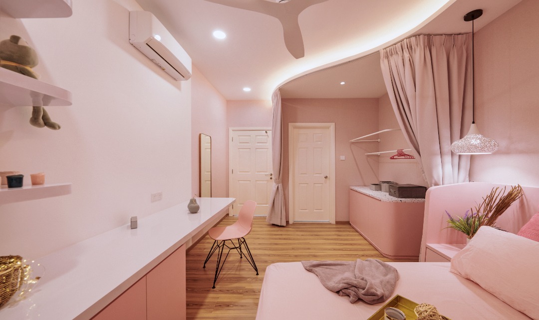 green garden with ponds and fountains